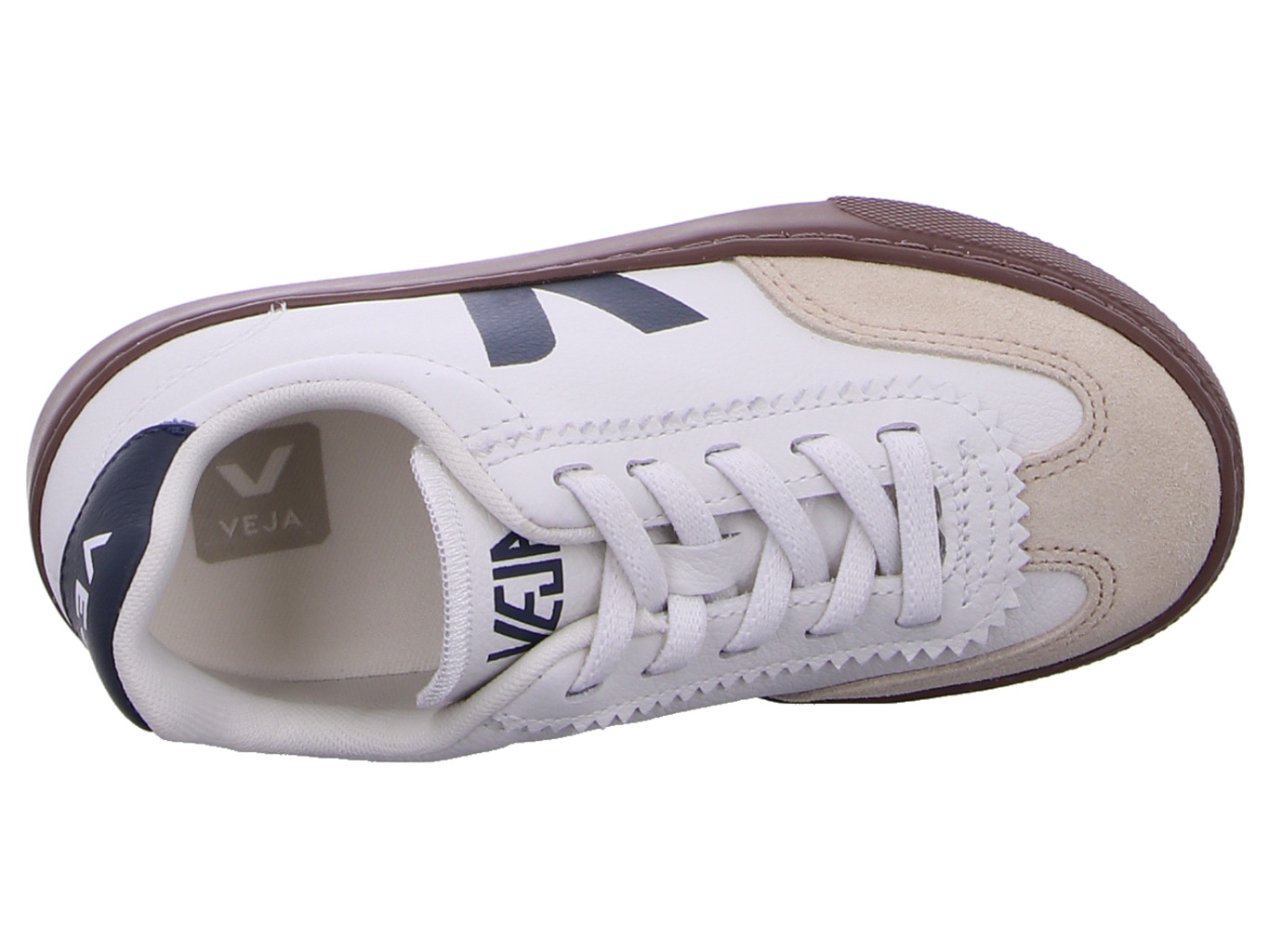 veja_small_volley_sy2021013c_7195